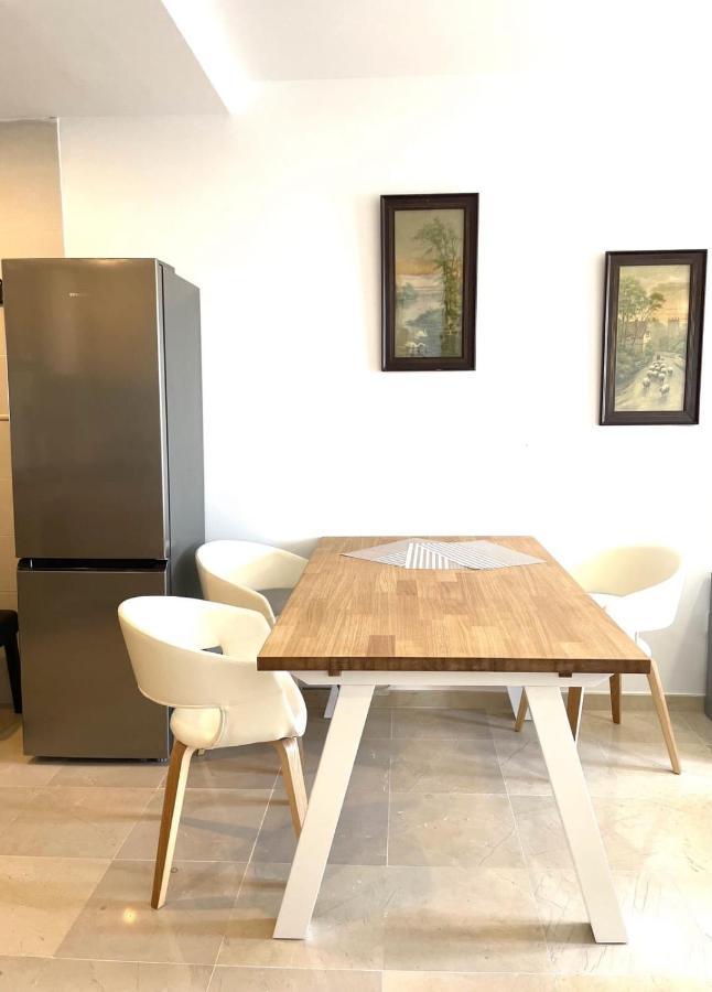 Casa Rosa Nova Apartment Marbella Ngoại thất bức ảnh