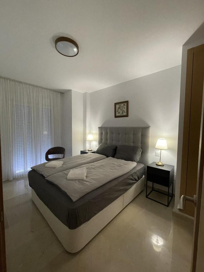 Casa Rosa Nova Apartment Marbella Ngoại thất bức ảnh